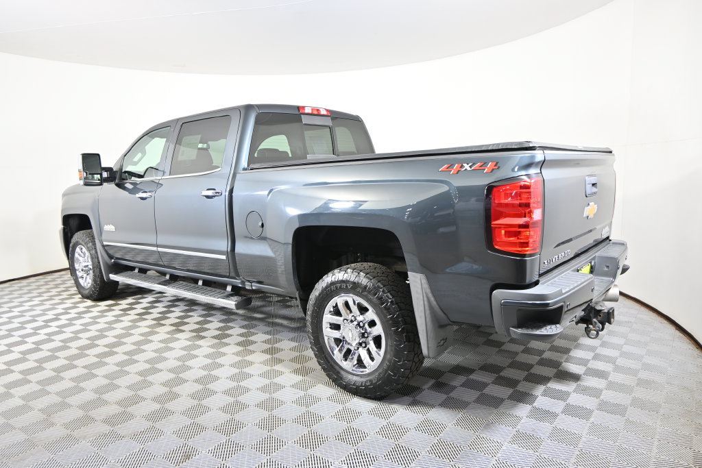 Used 2019 Chevrolet Silverado 3500 High Country w/ Duramax Plus Package AWD/4WD image 4