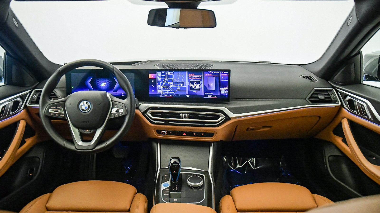 Used 2023 BMW i4 eDrive40 w/ Premium Package RWD image 15
