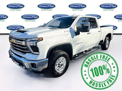 Used 2024 Chevrolet Silverado 2500 LTZ w/ LTZ Plus Package image 3