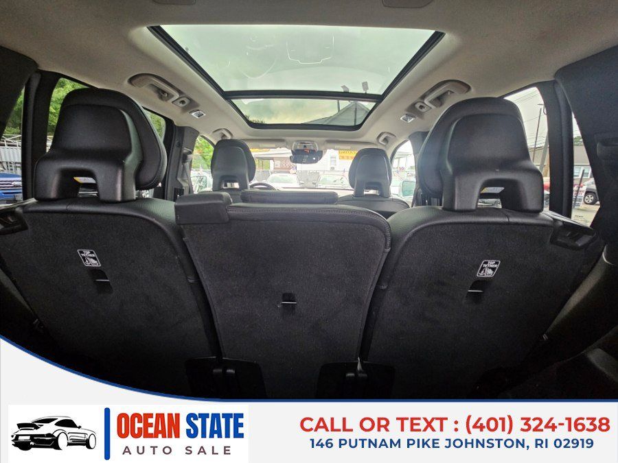 Used 2018 Volvo XC90 T5 Momentum w/ Convenience Package AWD/4WD image 18