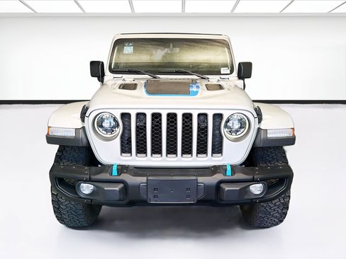 Used 2023 Jeep Wrangler Unlimited Rubicon 4xe w/ Steel Bumper Group AWD/4WD image 2