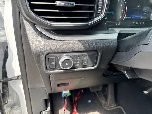 Used 2021 Ford Explorer XLT w/ Equipment Group 202A RWD image 15