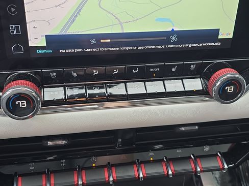 Used 2024 GMC Canyon AT4X image 22