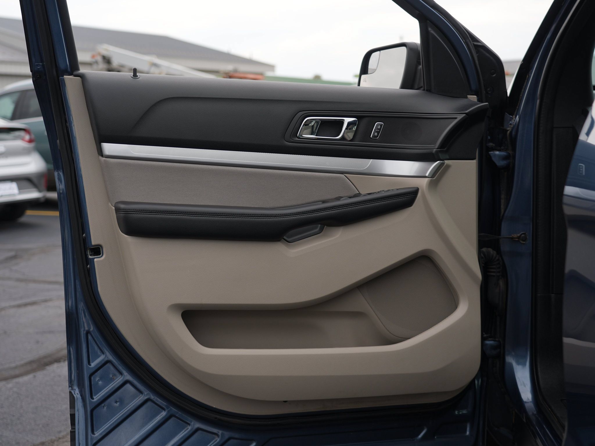 Used 2018 Ford Explorer 4WD image 14