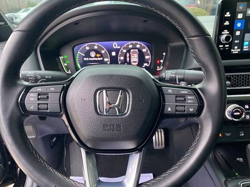 Used 2025 Honda Civic Sport Touring image 8