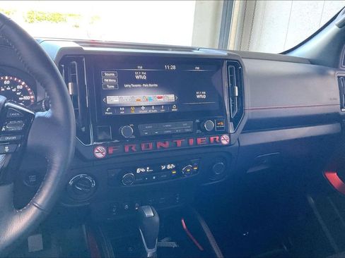 Used 2026 Nissan Frontier PRO-4X AWD/4WD image 10