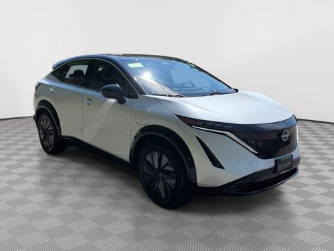 Certified 2024 Nissan Ariya FWD image 7