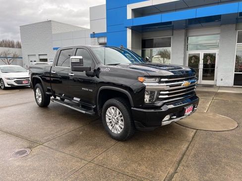 Used 2022 Chevrolet Silverado 3500 High Country image 1