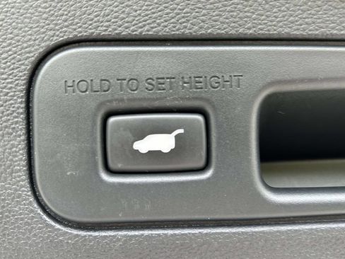 Used 2024 Acura MDX w/ Technology Package FWD image 11