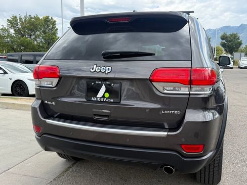 Used 2017 Jeep Grand Cherokee Limited w/ Luxury Group II AWD/4WD image 37
