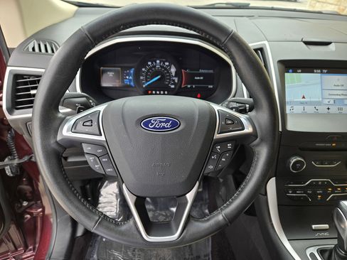 Used 2017 Ford Edge SEL w/ Equipment Group 201A FWD image 12