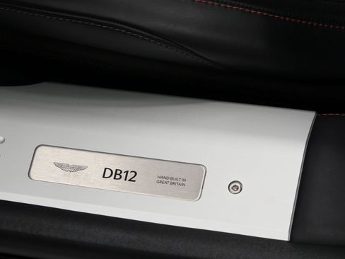 Used 2025 Aston Martin DB12 Convertible RWD image 28