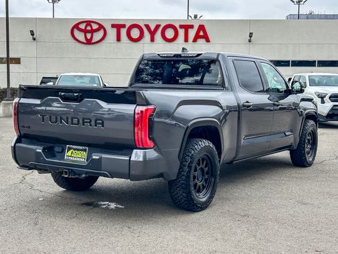 Used 2023 Toyota Tundra Platinum AWD/4WD image 6