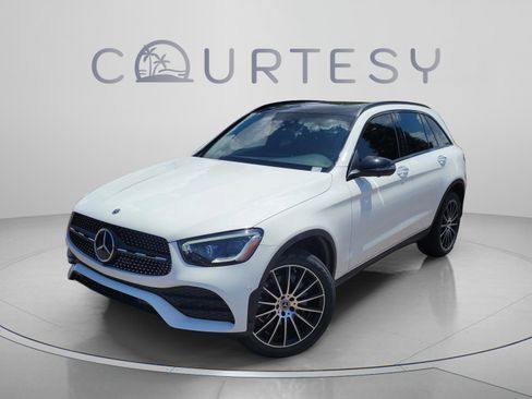 Certified 2021 Mercedes-Benz GLC 300 image 1