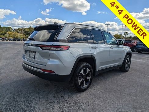 Used 2024 Jeep Grand Cherokee Limited 4xe image 7