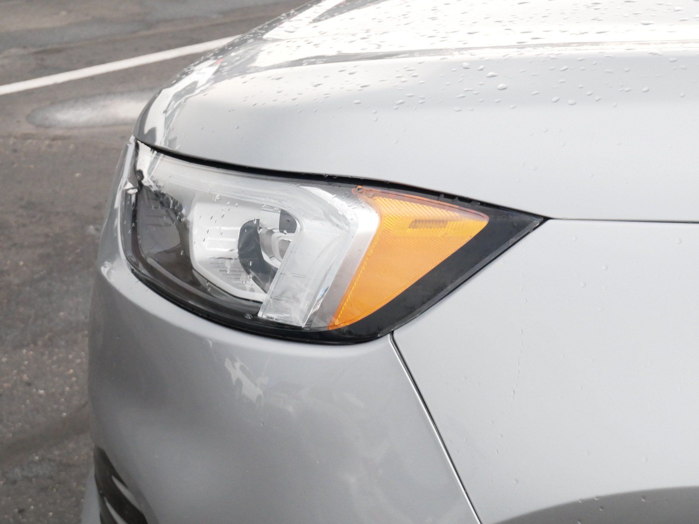 Used 2022 Ford Edge Titanium AWD/4WD image 16