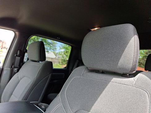 Used 2022 RAM 1500 Big Horn AWD/4WD image 25