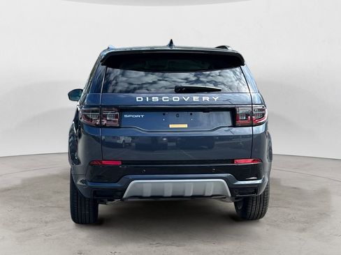 New 2025 Land Rover Discovery Sport S image 4