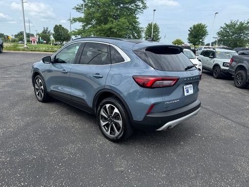 Certified 2023 Ford Escape Platinum w/ Premium Technology Package AWD/4WD image 9