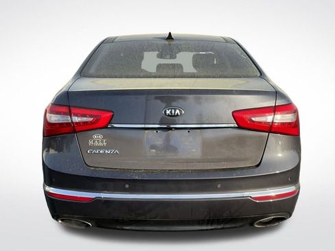 Used 2015 Kia Cadenza Premium w/ Luxury Package image 4