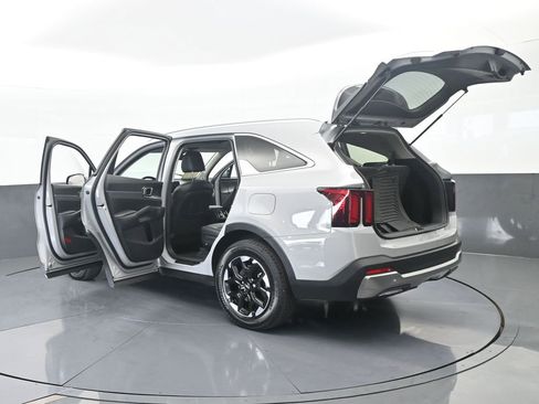 Used 2025 Kia Sorento S w/ Panoramic Sunroof Package image 80
