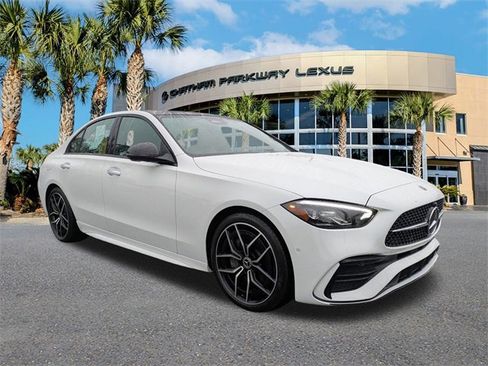 Used 2024 Mercedes-Benz C 300 Sedan image 2