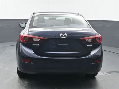 Used 2016 MAZDA MAZDA3 i Sport image 4
