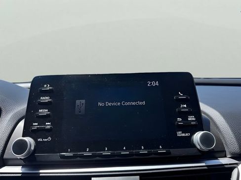 Used 2019 Honda Accord LX image 18