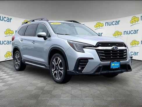 Used 2023 Subaru Ascent Limited AWD/4WD image 1