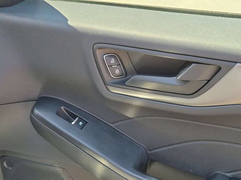 Used 2025 Ford Escape Active AWD/4WD image 34