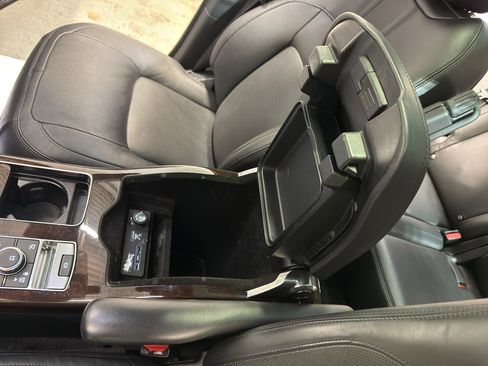 Used 2020 Land Rover Range Rover HSE image 20