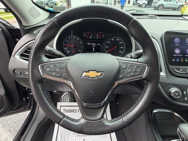Used 2021 Chevrolet Malibu RS FWD image 22
