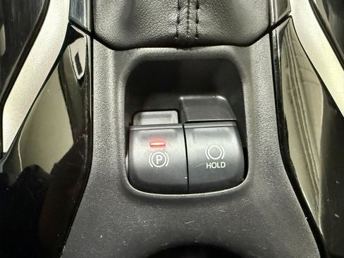 Used 2022 Toyota Corolla LE w/ Carpet Mat Package (TMS) image 18