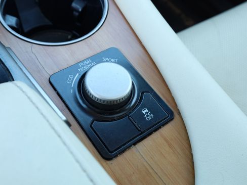 Used 2017 Lexus RX 350 FWD w/ Premium Package image 26