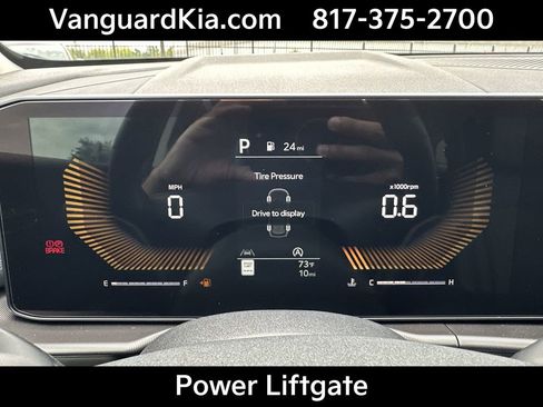 Certified 2026 Kia Sportage EX FWD image 11