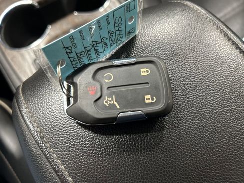 Used 2023 GMC Acadia Denali image 26