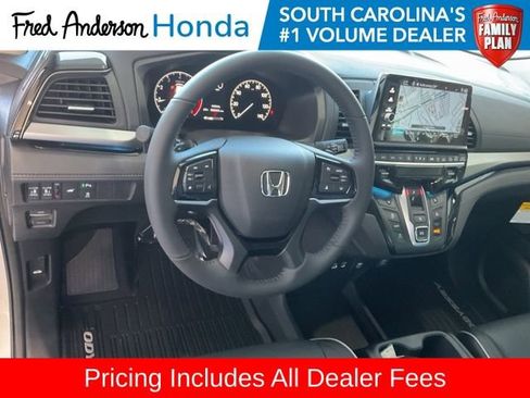 New 2026 Honda Odyssey Touring image 8