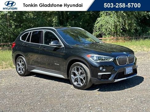 Used 2017 BMW X1 xDrive28i AWD/4WD image 1
