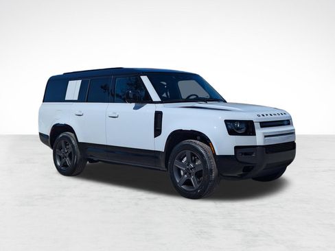 Used 2026 Land Rover Defender 130 X-Dynamic SE AWD/4WD image 8