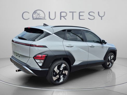 New 2026 Hyundai Kona Limited FWD image 5