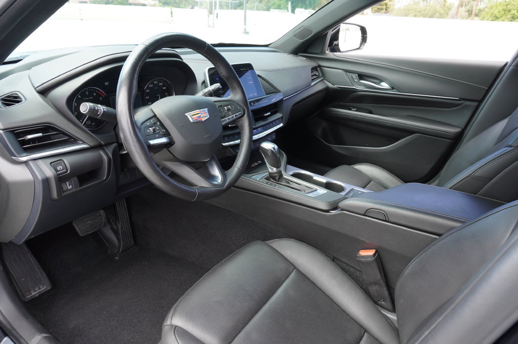 Used 2026 Cadillac CT4 Premium Luxury RWD image 16