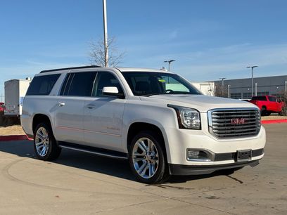 Used 2017 GMC Yukon XL SLT w/ Premium Edition