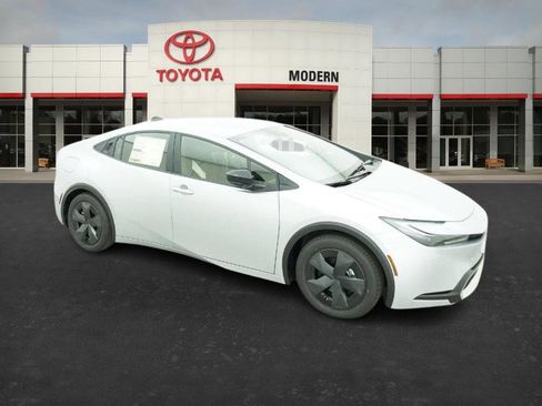 New 2026 Toyota Prius Plug-In Hybrid image 27