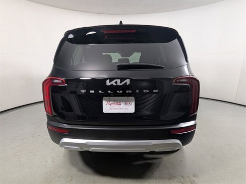 Used 2022 Kia Telluride LX image 6