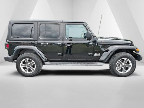 Used 2021 Jeep Wrangler Unlimited Sahara AWD/4WD image 8