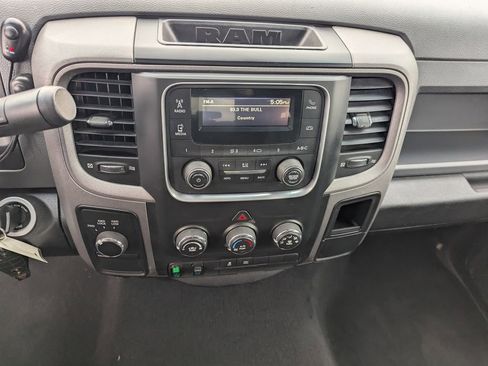 Used 2018 RAM 1500 ST w/ SXT Appearance Group AWD/4WD image 16