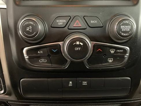Used 2015 RAM 1500 Big Horn AWD/4WD image 35