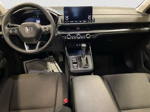 Used 2023 Honda CR-V EX image 11