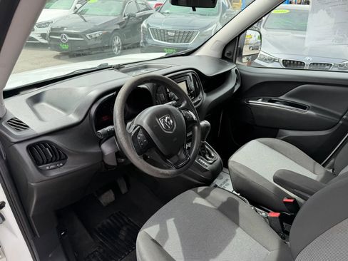 Used 2020 RAM ProMaster City Tradesman FWD image 9