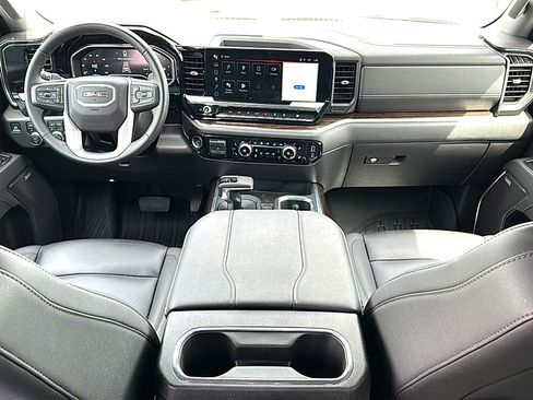 Used 2025 GMC Sierra 1500 Elevation w/ Elevation Premium Package image 21